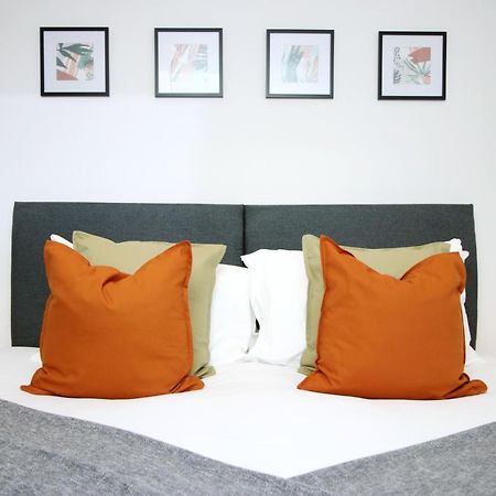 No 49 City Apartments, Perfect For Business And Leisure Stays, 10 Min Drive Into City Centre, Easy Access To Local Transport, 1Br And 2Br Available, Free Parking Cardiff Eksteriør billede
