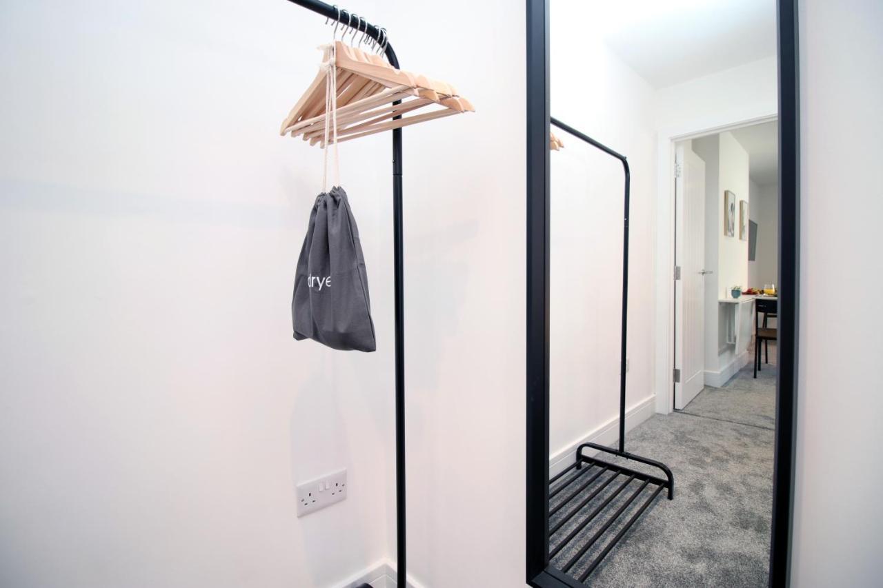 No 49 City Apartments, Perfect For Business And Leisure Stays, 10 Min Drive Into City Centre, Easy Access To Local Transport, 1Br And 2Br Available, Free Parking Cardiff Eksteriør billede