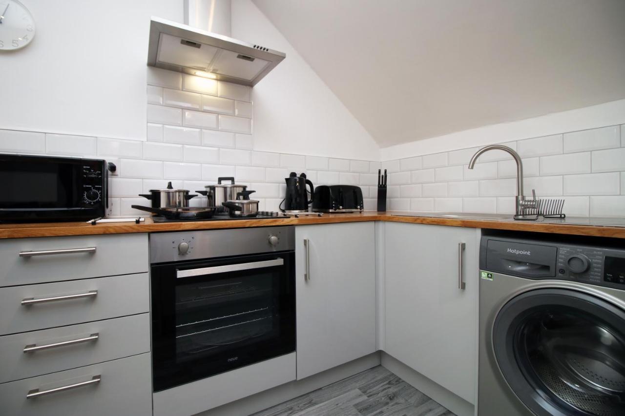 No 49 City Apartments, Perfect For Business And Leisure Stays, 10 Min Drive Into City Centre, Easy Access To Local Transport, 1Br And 2Br Available, Free Parking Cardiff Eksteriør billede