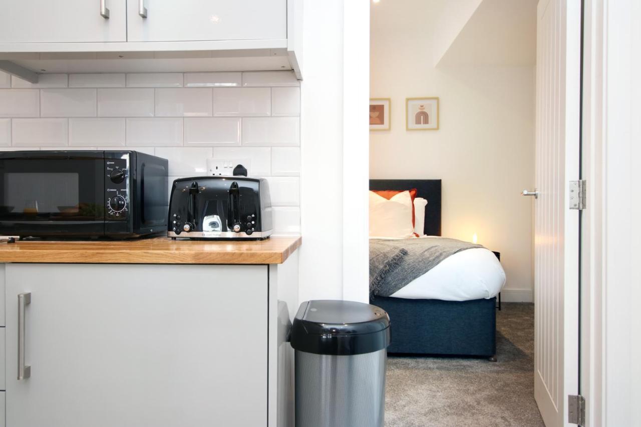 No 49 City Apartments, Perfect For Business And Leisure Stays, 10 Min Drive Into City Centre, Easy Access To Local Transport, 1Br And 2Br Available, Free Parking Cardiff Eksteriør billede