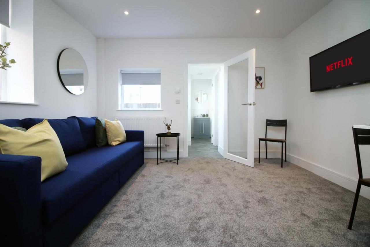 No 49 City Apartments, Perfect For Business And Leisure Stays, 10 Min Drive Into City Centre, Easy Access To Local Transport, 1Br And 2Br Available, Free Parking Cardiff Eksteriør billede