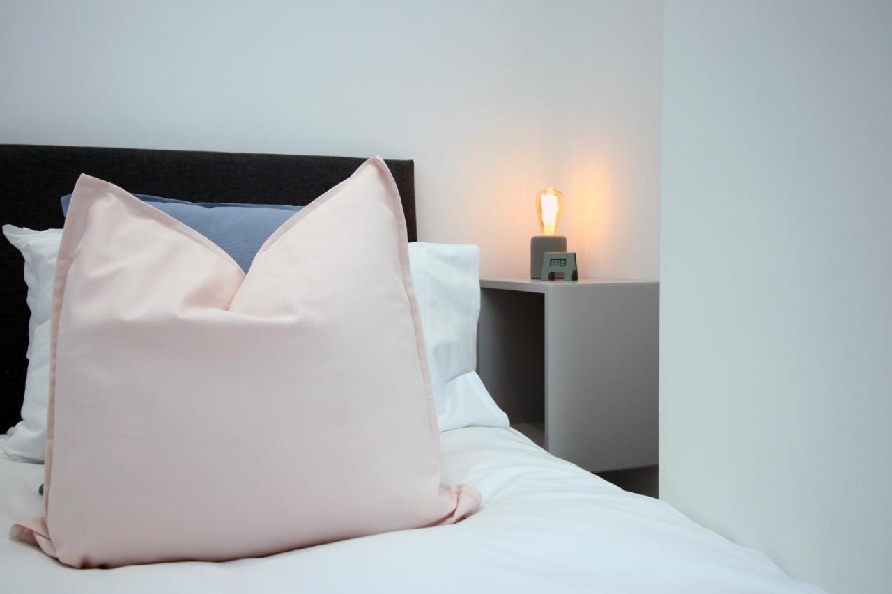 No 49 City Apartments, Perfect For Business And Leisure Stays, 10 Min Drive Into City Centre, Easy Access To Local Transport, 1Br And 2Br Available, Free Parking Cardiff Eksteriør billede